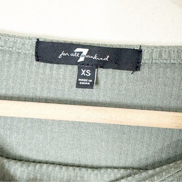 7 For All Mankind Green Ribbed Front Cutout Long Sleeves Top Size XS - Picture 4 of 6